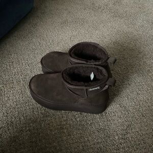 Bear paw platform boots